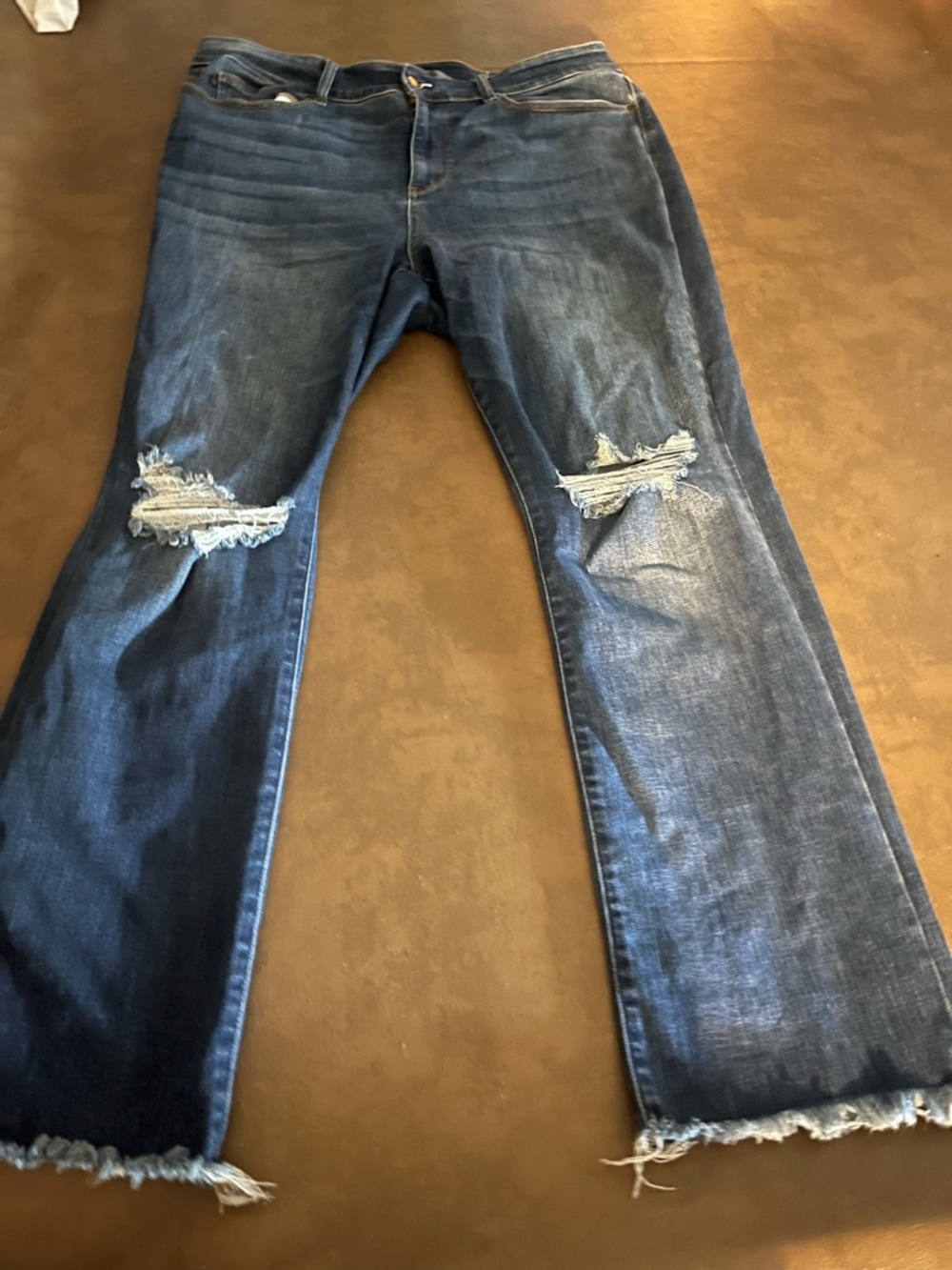 Judy Blue Dark Blue Distressed straight jeans